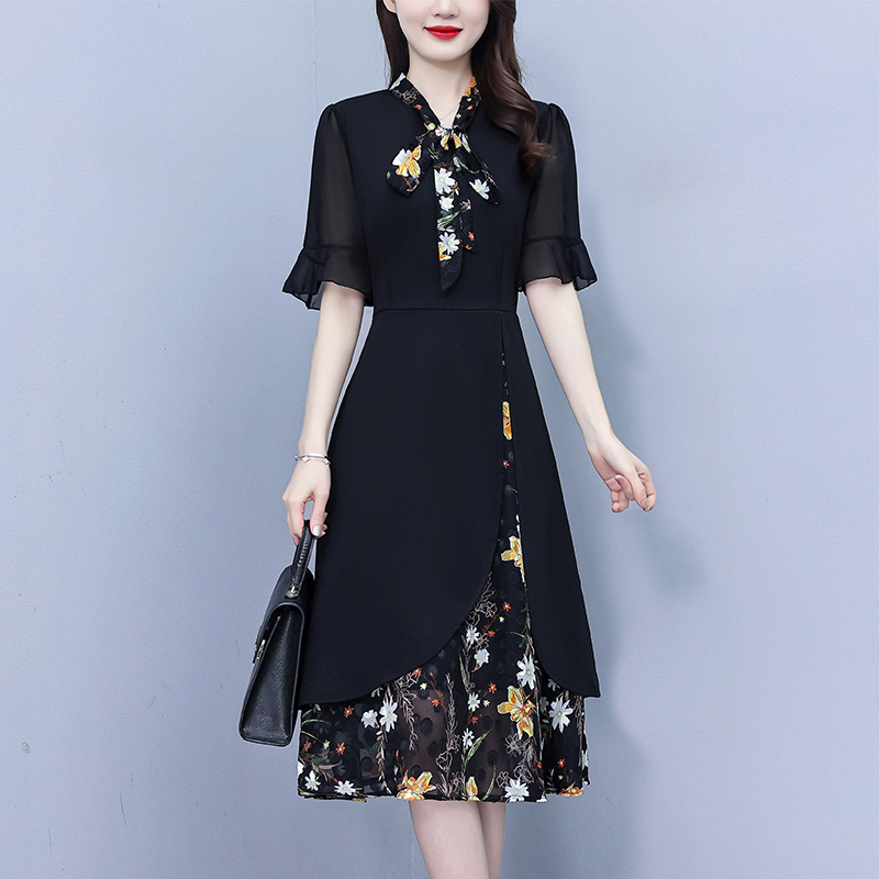 2026 Kadın Siyah Patchwork Çiç - Midi Skirt Floral incelemesi ve fiyatı